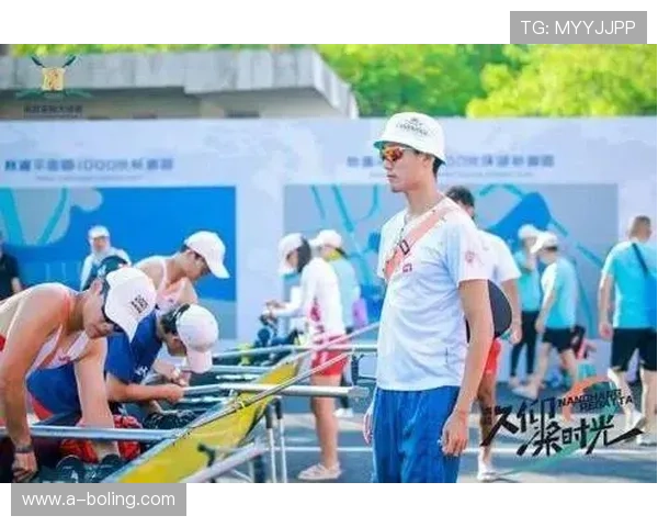 围绕世界顶级赛艇运动员风采与竞技精神的深度人物盘点全景呈现录